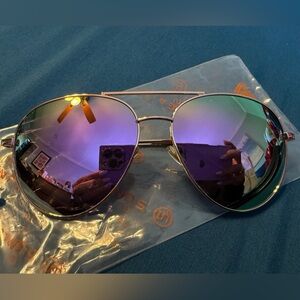 NWT Mirrored Aviator Sunglasses - Purple Gradient Lenses